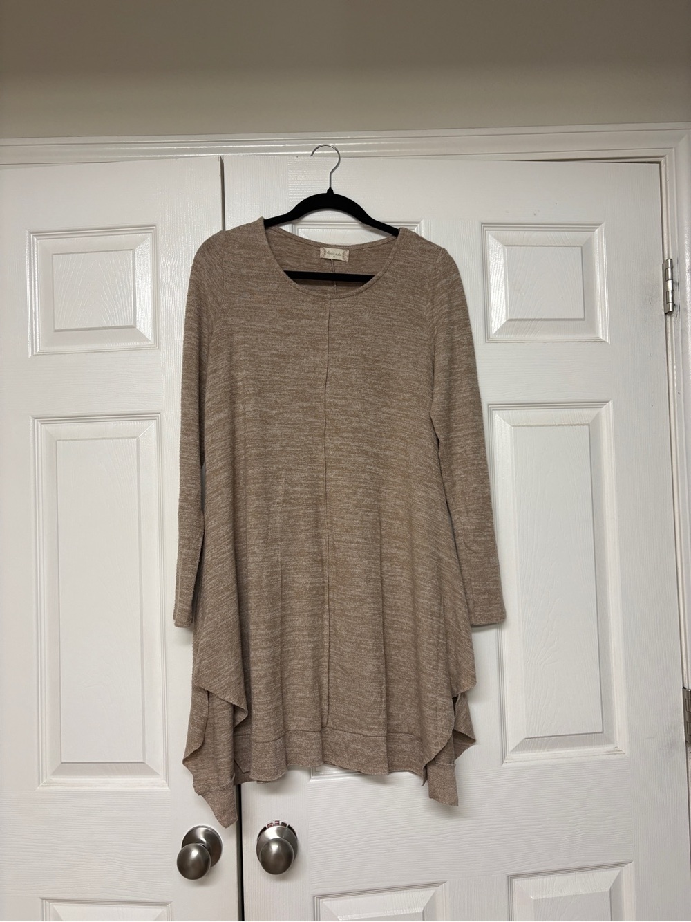 Altar'd State Taupe Relaxed Long Sleeve Tunic